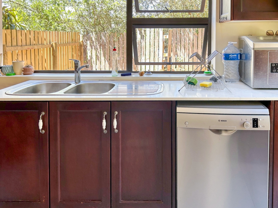 5 Bedroom Property for Sale in Knysna Heights Western Cape